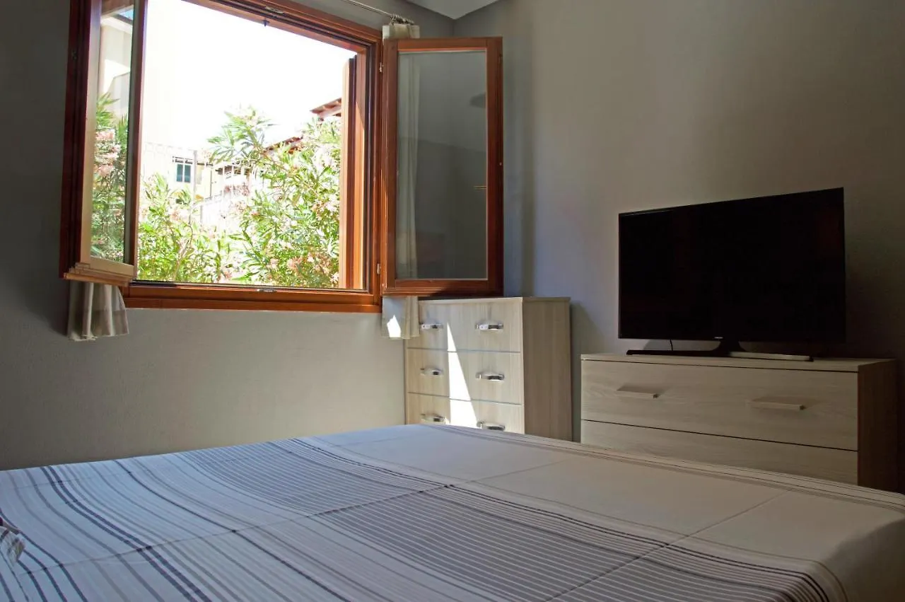 Condominio Le Palme Santa Teresa Gallura 0*,